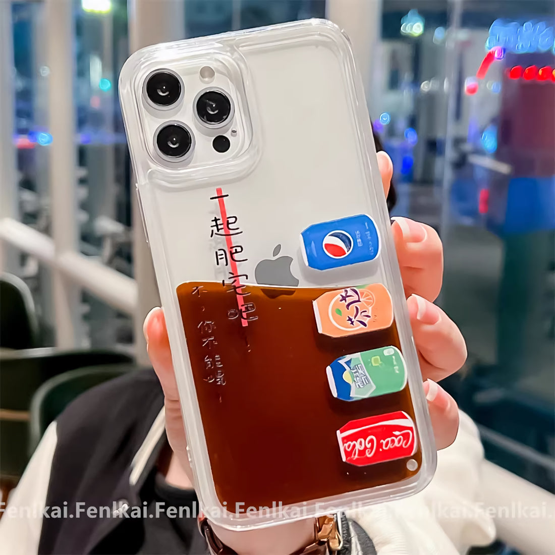 iPhone用 浮遊りんごコーラ 液体サンド スマホケース